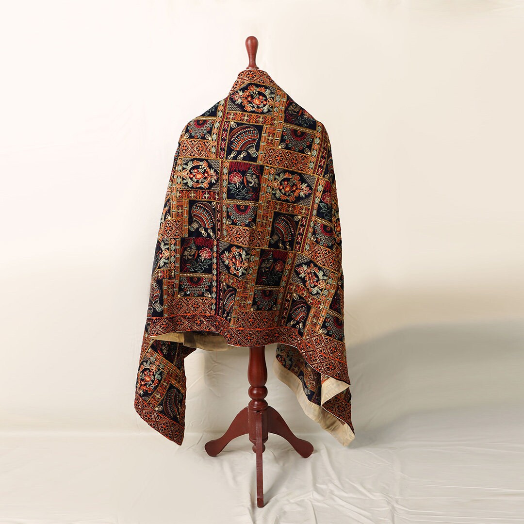 bakhtawar shawl