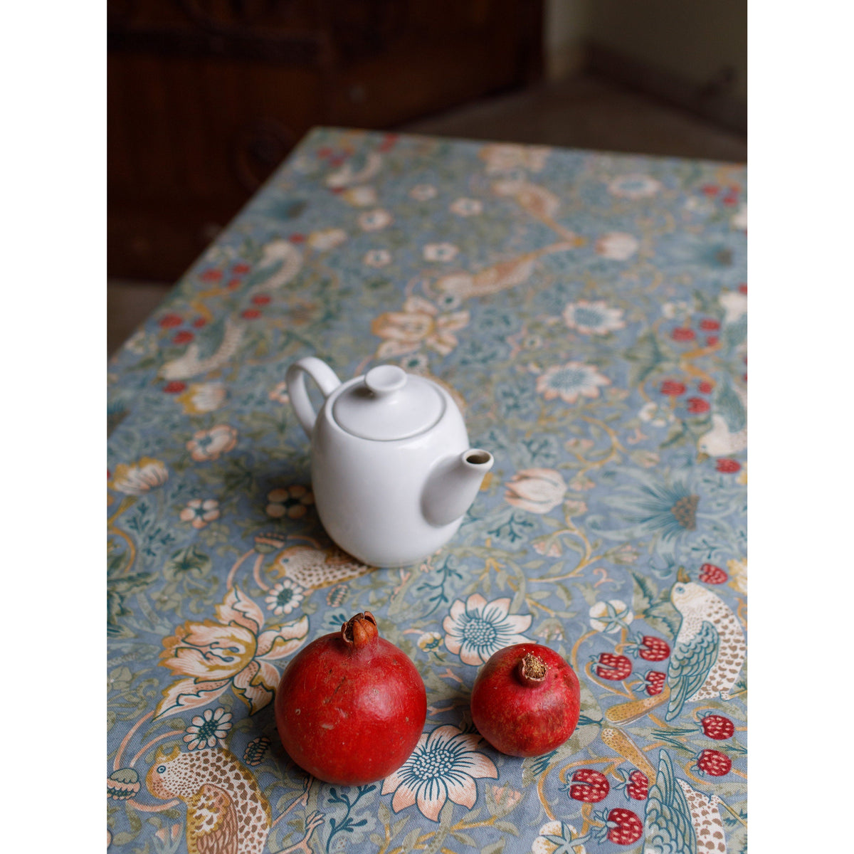 Table Cloth - William Morris Strawberry Thief Vintage