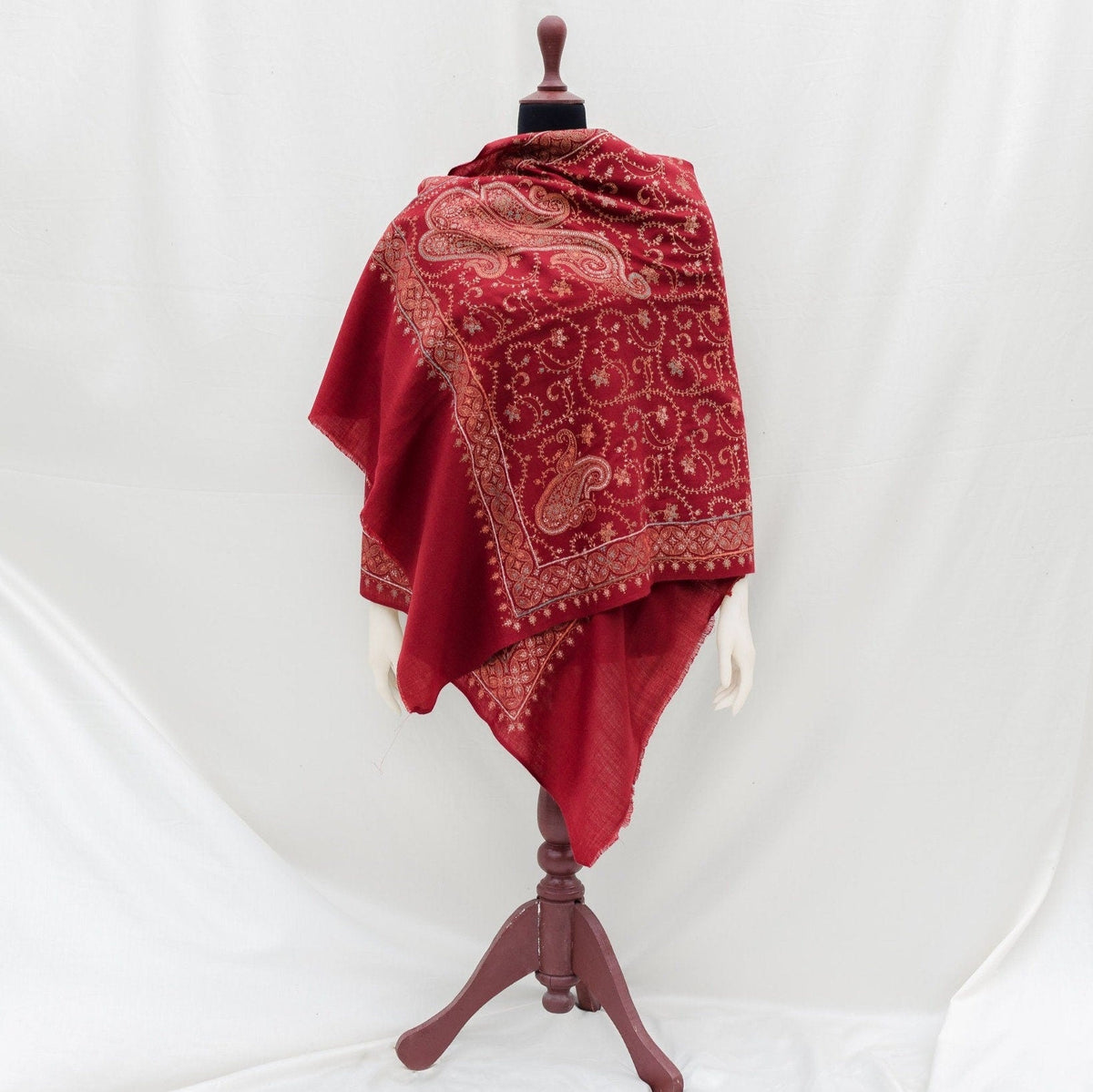 Paisley Kashmiri Sozni Shawl Pashmina Hand Embroidered Wool Scarf for Casual Wedding Red Wrap for Eid Dress Bohemian Style Shawl