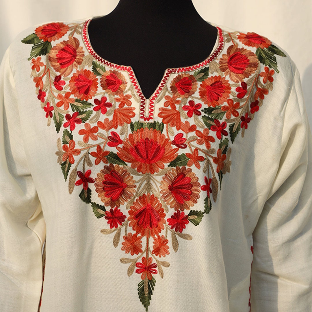 Off White Kashmiri Pheran Shirt with Detailed Aari work embroidered ethnic indian kurta for women wear pakistani khaadi wool long boho wear