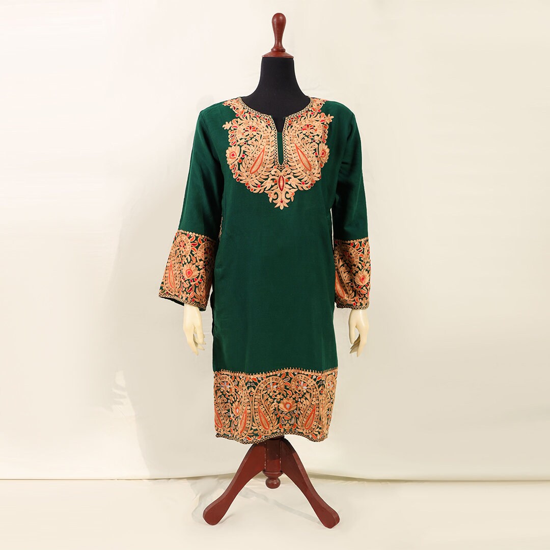 Dark Green pure wool loose fit kurta with pockets for women with paisley embroidered patterns on border for all occasions in pashmina wool