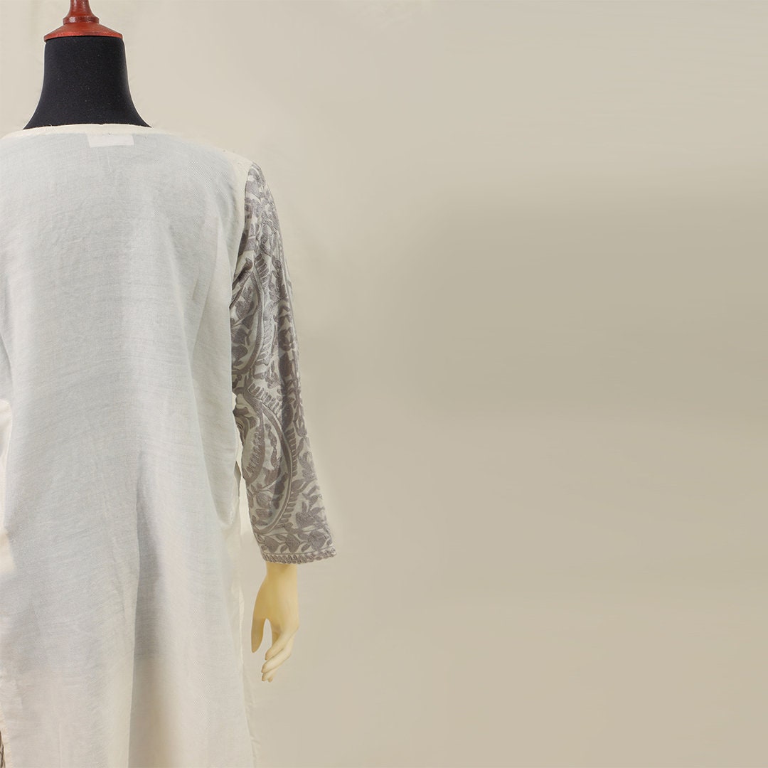 White kashimir pheran kurta shirt with grey silver aari embroidery in pure pashmina soft fine wool long boho top for every day wear